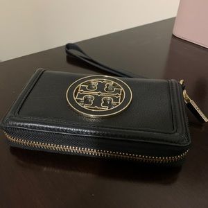 Tory Burch Wristlet